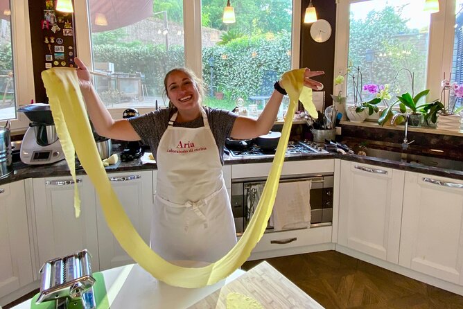 Rome : Cooking Class in a Real Roman Home in Trastevere - Fresh Pasta from Scratch: Fettuccine, Ravioli, Orecchiette
