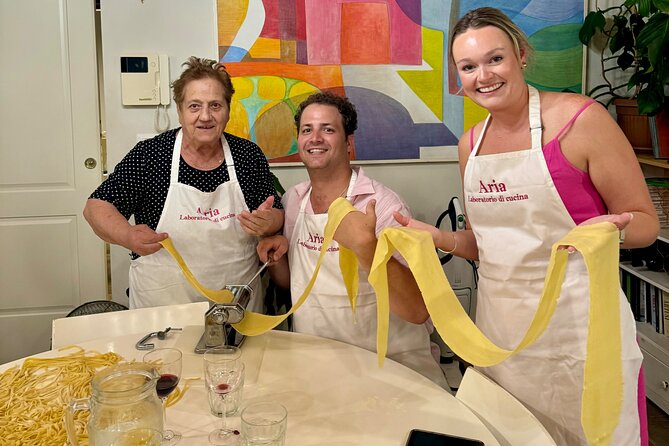 Rome : Cooking Class in a Real Roman Home in Trastevere - Roman Sauces You Can Recreate: Cacio e Pepe, Tomato Basil, Norma