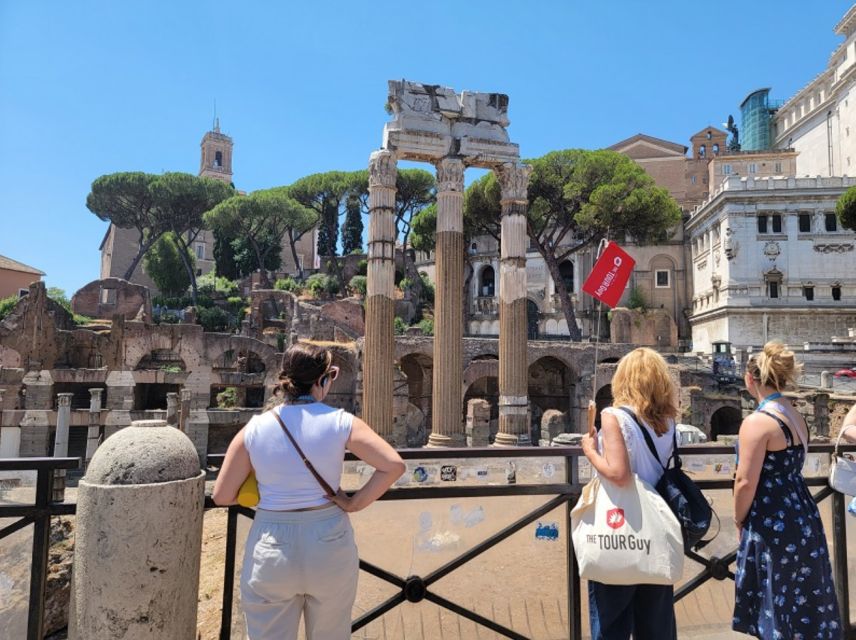Rome Day Tour: Colosseum & Skip-the-Line Sistine Chapel - Piazza Navona, Pantheon, and Trevi Fountain, in human-sized chunks