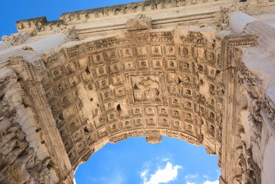 Rome: Domus Aurea Guided Tour and Virtual Reality Experience - Acoustics underground: the one drawback to plan around