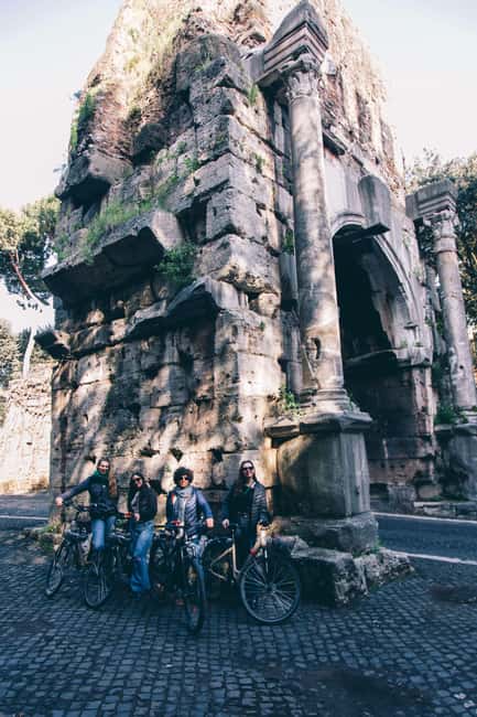 Rome: E-Bike Tour of Appia Antica, Aqueducts, and Caffarella - Entering the Appian Way at Circus Maximus
