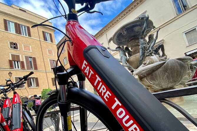 Rome E-Bike Tour: Ultimate Street Food and Market Feast - Arch of Constantine and Circus Maximus: the Rome you might miss
