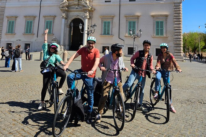 Rome E-Bike Tour with a Local! Top Attractions & Hidden Gems! - The Luigi factor: local shortcuts and calm, clear explanations