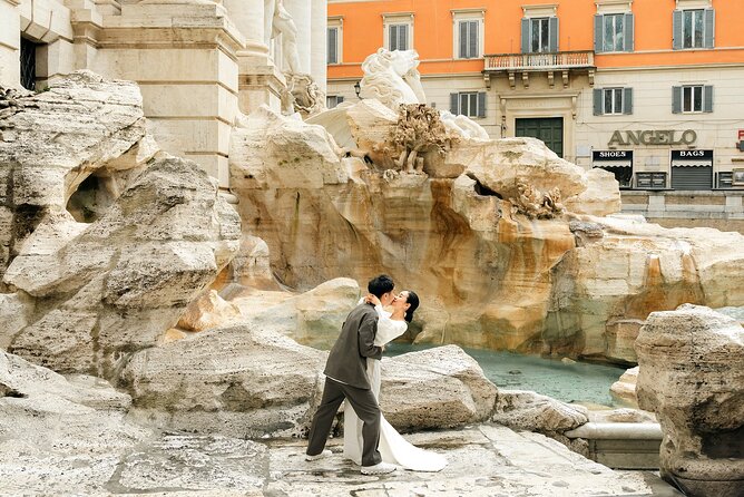Rome: Early Morning Trevi Fountain Photoshoot & Iconic Landmarks - The added route: Pantheon and Piazza Navona in the mix