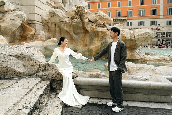 Rome: Early Morning Trevi Fountain Photoshoot & Iconic Landmarks - Colosseum outside-only: still iconic, with one key limitation