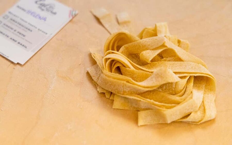 Rome: Enjoy Spritz and Pasta Making in Piazza Navona - Wine and limoncello, plus the practical rules for 18+