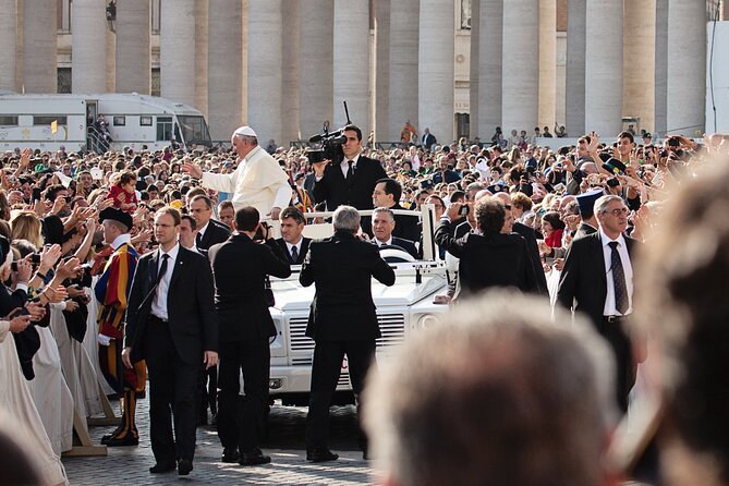 Rome: Escorted Papal Audience Experience with Entry Ticket - Tickets are free, so what are you paying for?