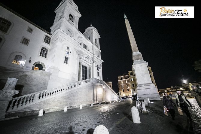 Rome Evening Panoramic Walking Tour Including Trevi Fountain and Spanish Steps - Trevi Fountain at Night: The Coin Toss Moment, With Better Atmosphere