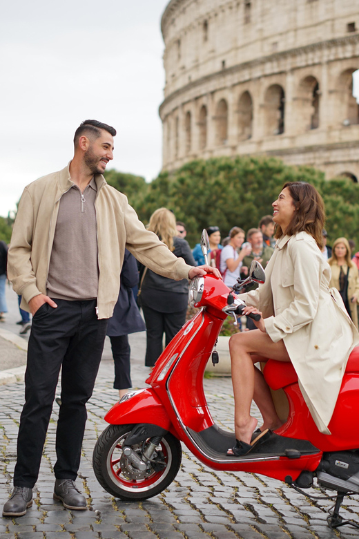 Rome: Explore the City by Vespa with an Optional Photoshoot - Piazza Venezia: a fast stop with big Roman energy