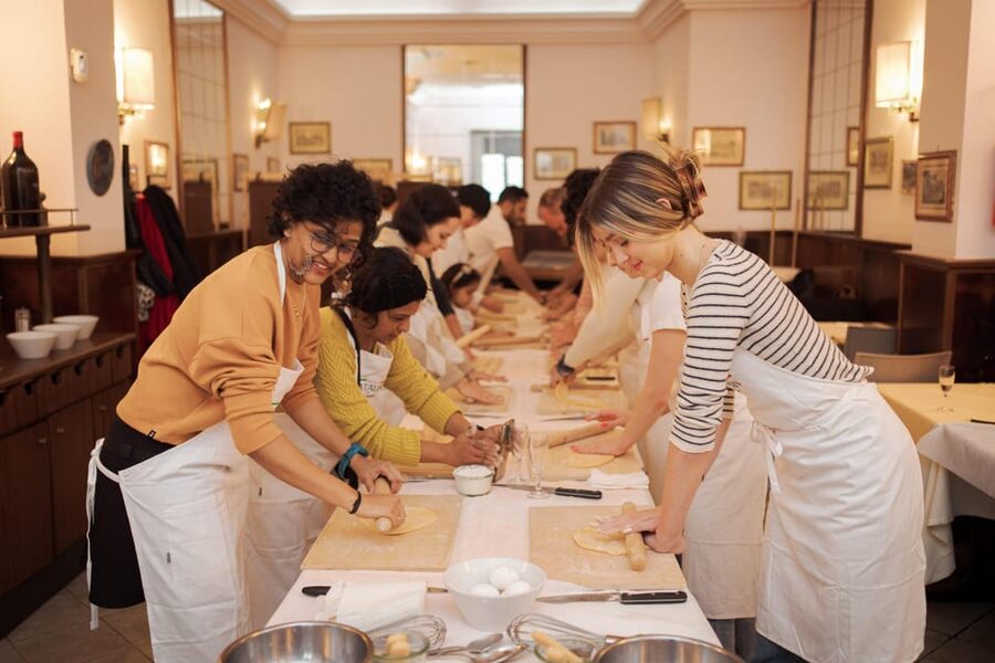 Rome: Fettuccine Pasta Cooking Class in Rome's City Center - Fettuccine making with an English-speaking chef, the part you’ll remember