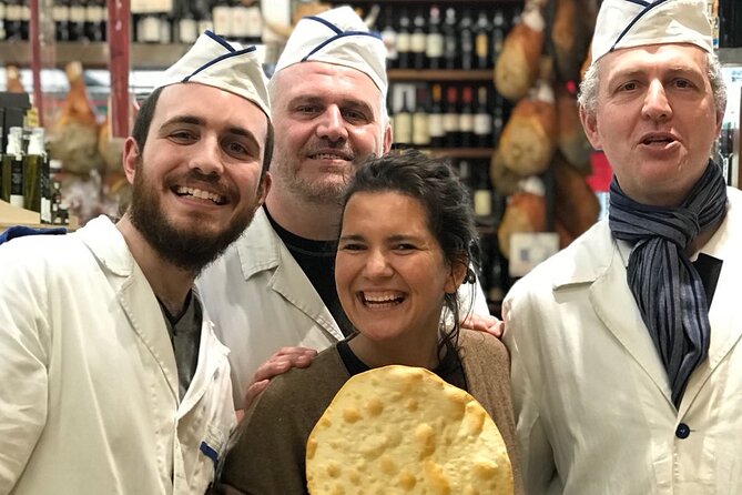 Rome Food Tour: Unlimited Tastings with Fine Wine & Barolo - Stop 1 at La Nicchia Cafè: The Truffle and DOP Starter Lineup