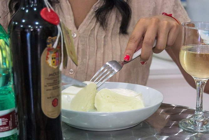Rome Food Tour: Unlimited Tastings with Fine Wine & Barolo - Il Segreto Restaurant: Classic Roman Pasta, Served Like a Real Dinner