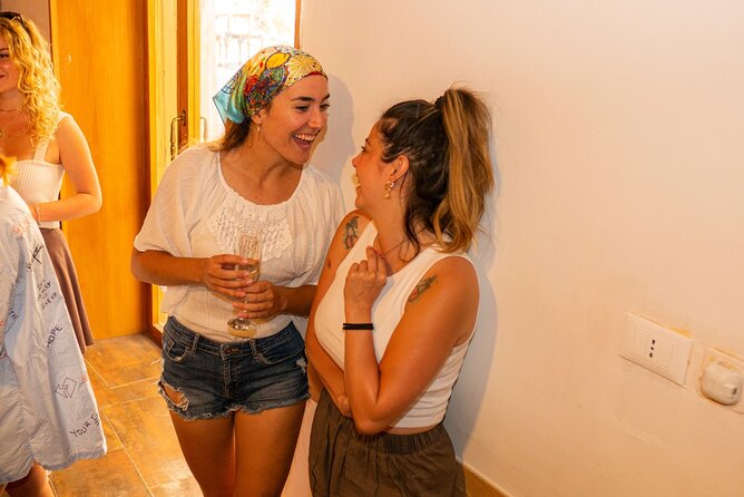 Rome: Food Walking Tour with Wine in Trastevere - Stop 2, Supplì Roma: Roman street food in one bite