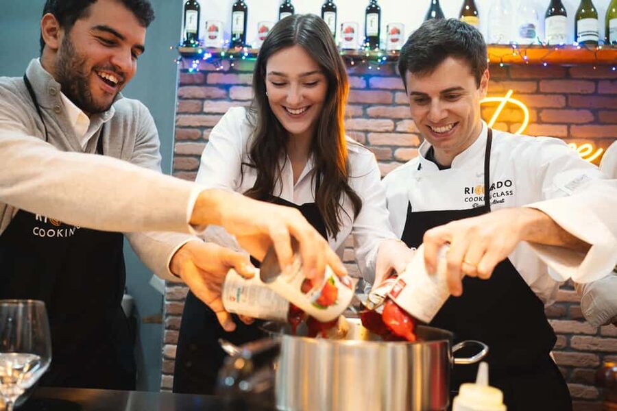 Rome: Fresh Pasta-Making Class with Italian Chef and Wine - Key highlights at a glance