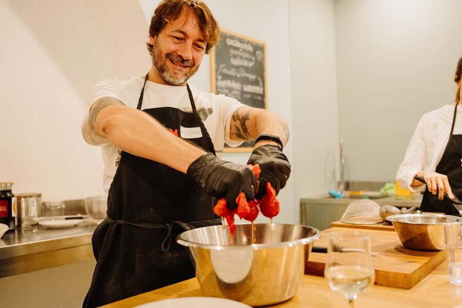 Rome: Fresh Pasta-Making Class with Wine and Gelato - Roman sauces: learning why the ingredients taste like Rome