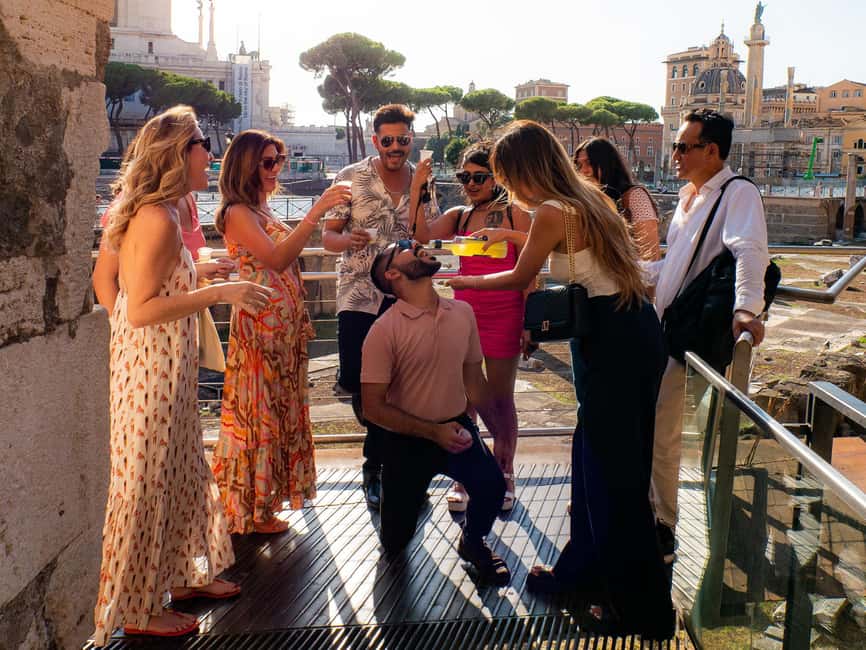 Rome: Guided Bar Crawl with Drinks & Dark History - How the Night Flows From Piazza della Madonna dei Monti to Piazza Venezia