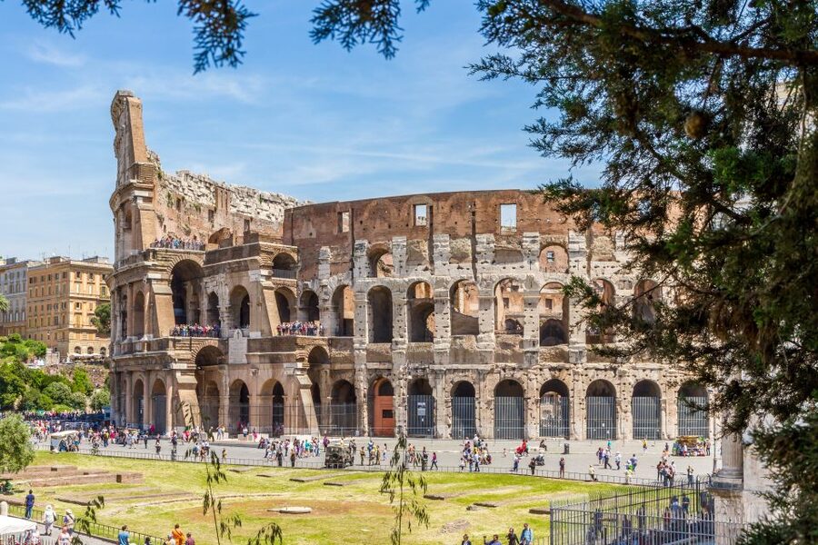 Rome: Guided Colosseum Tour with Arena Entrance - Entering The Colosseum With Arena Entrance (Skip the Usual Bottlenecks)