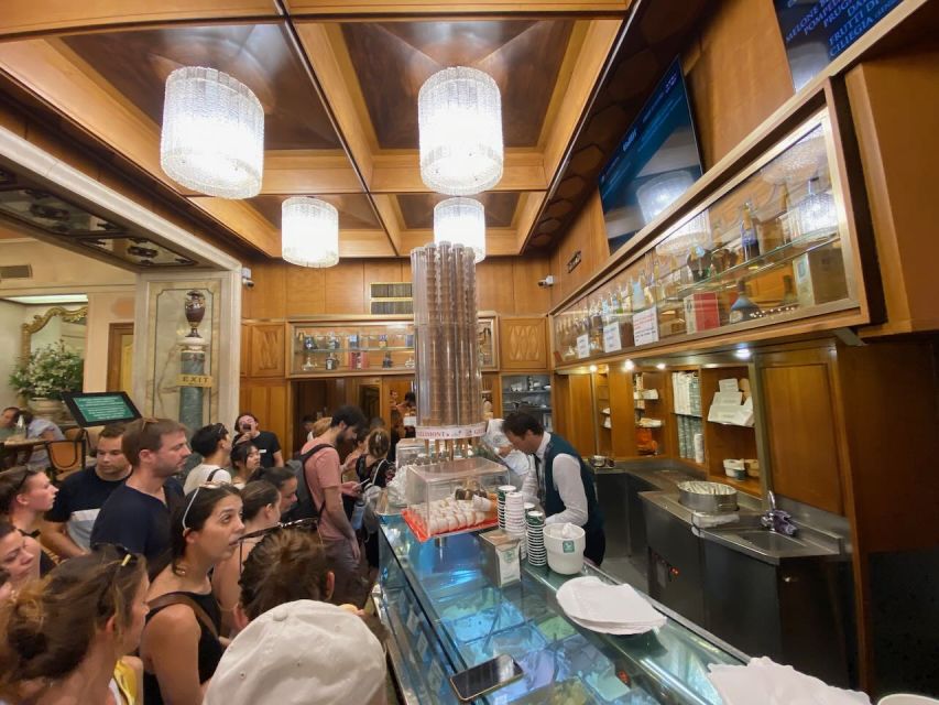 Rome :guided night e-bike tour with typical ice-cream - The Pantheon Area and the Gelato Pause That Keeps People Smiling
