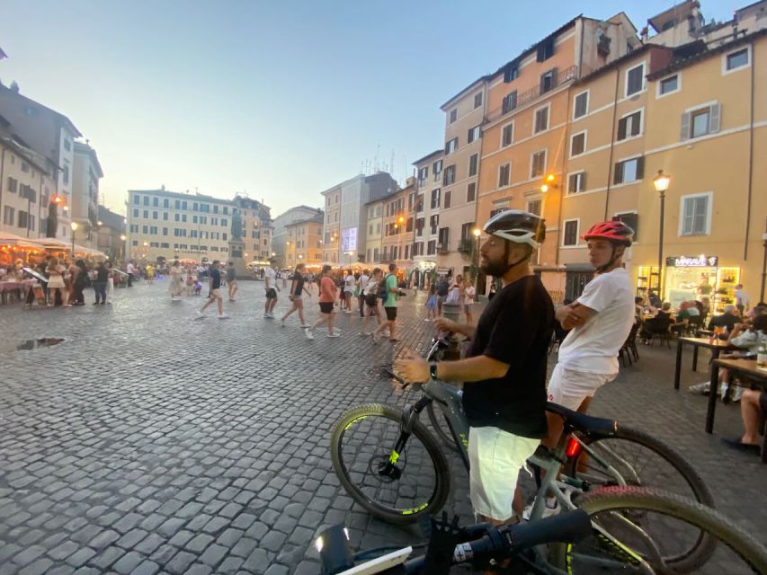Rome :guided night e-bike tour with typical ice-cream - Via del Corso to Trevi: Covering the Big Distance Without the Big Fatigue