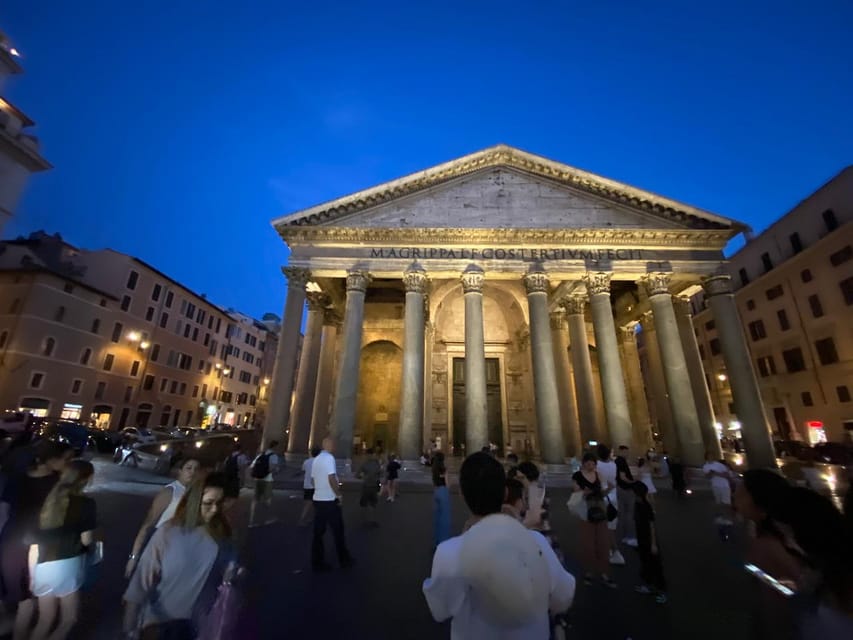 Rome :guided night e-bike tour with typical ice-cream - Pace, Pedestrians, and How the Small Group Size Helps