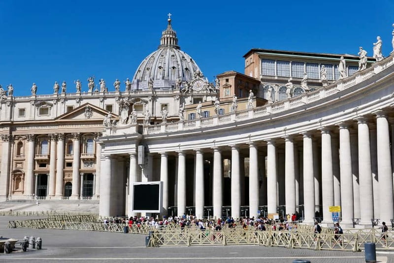 Rome: Guided Tour of St. Peter's Basilica, Grottoes & Square - Meeting Point and Security: Largo del Colonnato Reality Check