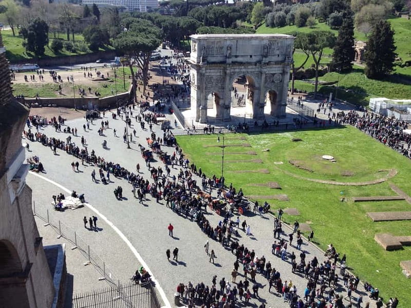 Rome: Guided Tour of the Colosseum, Forum and Palatine hill - Why this Colosseum plus Forum plus Palatine route makes sense