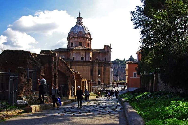 Rome: Guided Tour of the Colosseum, Forum and Palatine hill - Roman Forum: where speeches, business, and triumphs played out