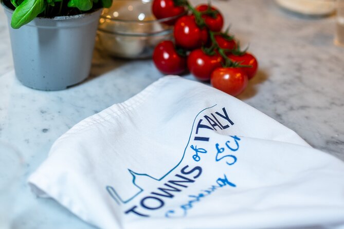Rome: Hands-On Pasta & Gelato Cooking Class in the City’s Heart - Chef personality makes the difference: Chef Duccio and Julia’s teaching vibe