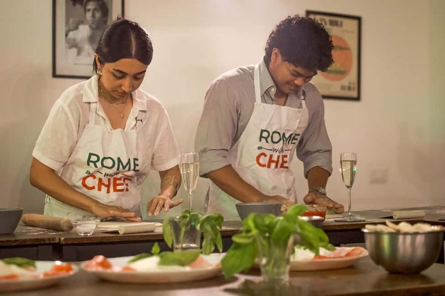 Rome: Hands-On Pizza Cooking Class with Spritz Mixology - Eating Together: Why the Final Group Dinner Makes the Class Stick