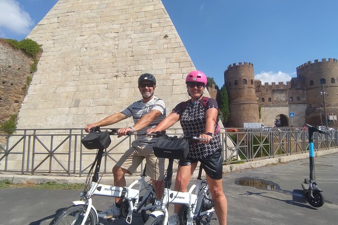 Rome Highlights by E-Bicycle Small group - The playful Verify you never lied moment