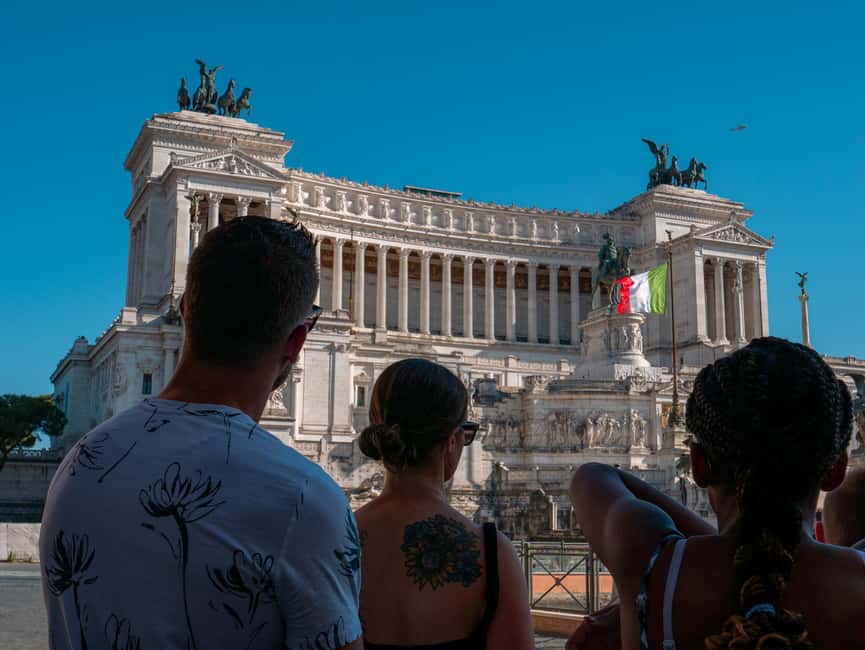 Rome Highlights & Hidden Gems Guided Walking Tour - Meeting Up Without Losing 20 Minutes