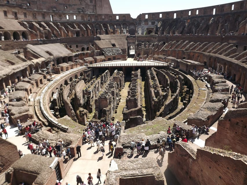 Rome: Hop-on Hop-off Bus Tour and Colosseum Experience - Colosseum strategy: two levels, then the big walk