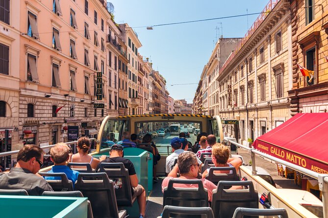 Rome Hop-On Hop-Off Sightseeing Bus Tour - Circus Maximus and Piazza Venezia: the middle-of-the-day viewpoints