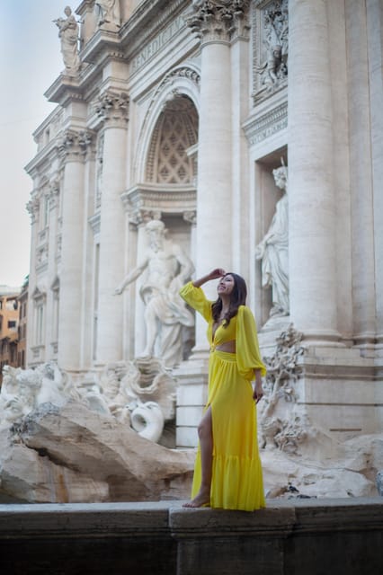 Rome: Iconic Trevi Fountain Private Photoshoot Experience - Timing, Crowds, and Weather: How to Get Better Photos in Real Life