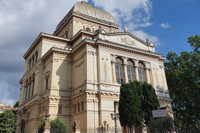 Rome Jewish Ghetto and Great Synagogue Small Group Walking Tour - Jewish Museum of Rome: What You See First Sets the Tone