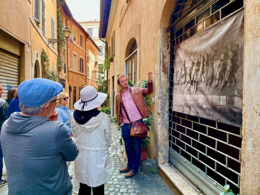 Rome: Jewish Ghetto and Trastevere Tour - Piazza Mattei: a quick pause that keeps the story coherent