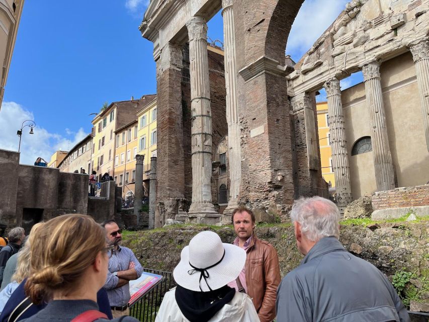Rome: Jewish Ghetto and Trastevere Tour - Tiber Island break: why the river matters in Roman life