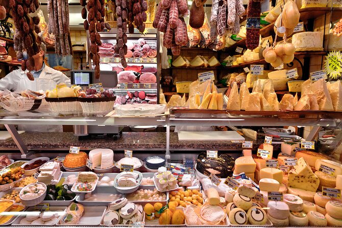 Rome: Lip Smacking 4 hours Foodie Tours in golf cart - Via Giulia, Palazzi, and Church Streets That Feel Roman Everyday