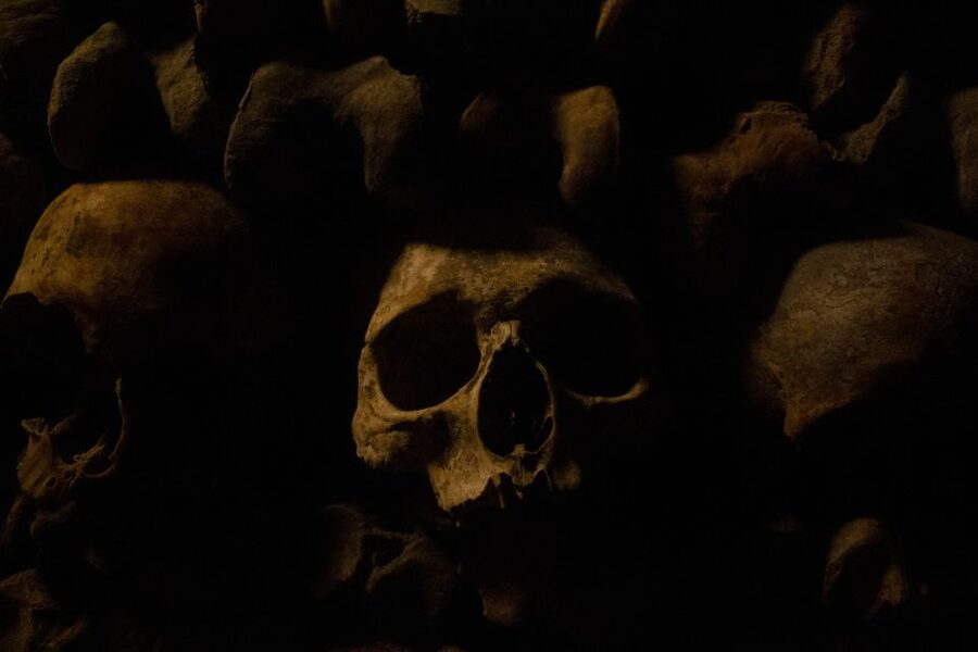 Rome Night Mysteries Guided Walking Tour - Via del Mascherone and Vicolo dei Venti: narrow streets, sharper details