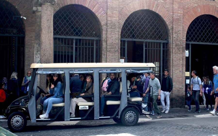 Rome: Night Tour of the City by Golf Cart (Private option) - Colosseum Area Intro: 10 Minutes That Save You Hours Later