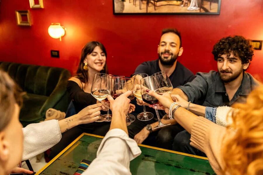 Rome: Nightlife Tour & Guided Bar Crawl with Games & Karaoke - Piazza della Madonna dei Monti to Monti bars: the right start for Rome at night
