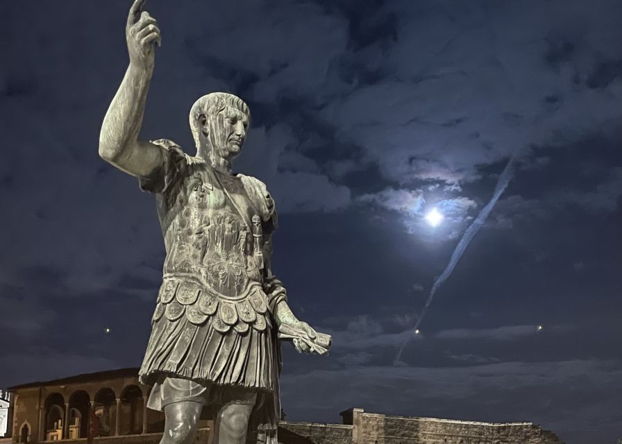 Rome: Nighttime Tour Outside the Colosseum with Local Guide - Guides who make ancient Rome feel personal at night