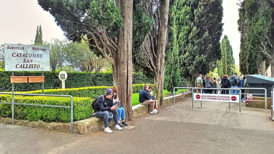 Rome: Official Catacombs Guided Tour with Golf Cart Shuttle - Practical tips that make the tour smoother