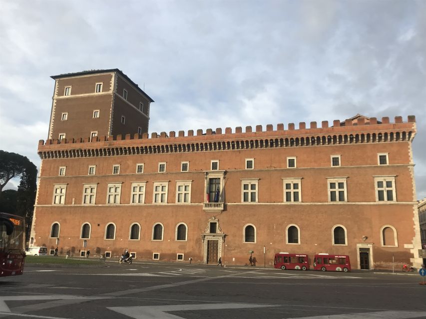 Rome: Palazzo Venezia Reserved Entrance with Museum - Terrace time and the panoramic elevator: the photo stop that actually earns its keep
