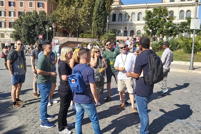 Rome Panoramic Bus Tour & Colosseum Arena Visit with Audio Guide - How the timing usually works (and where you can get squeezed)