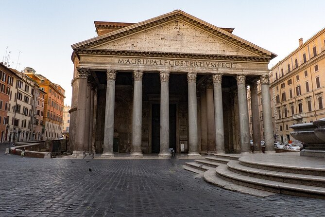 Rome Pantheon Guided Audio Tour Skip The Line Escorted Entrance - Inside the Pantheon Dome: Oculus Light and the Column Shock