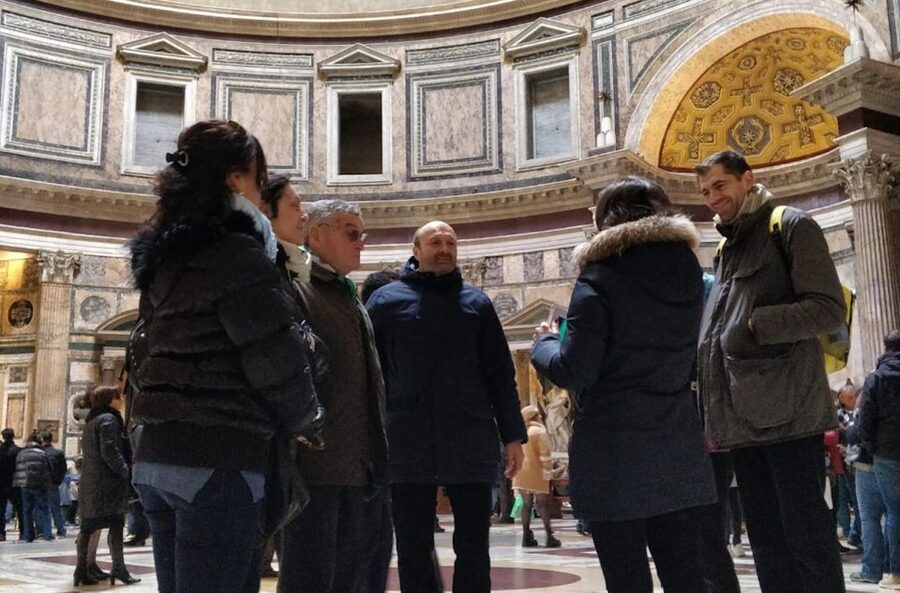Rome: Pantheon Guided Tour with Fast-Track Ticket - Raphael’s Tomb, and Why This Place Became a Resting Point for Big Names
