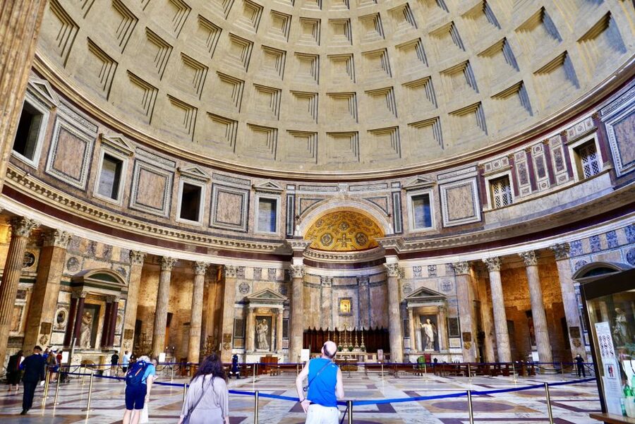 Rome: Pantheon Small Group Tour and Skip-the-Line Ticket - Inside the Pantheon: dome engineering, marbles, and proportions you can feel