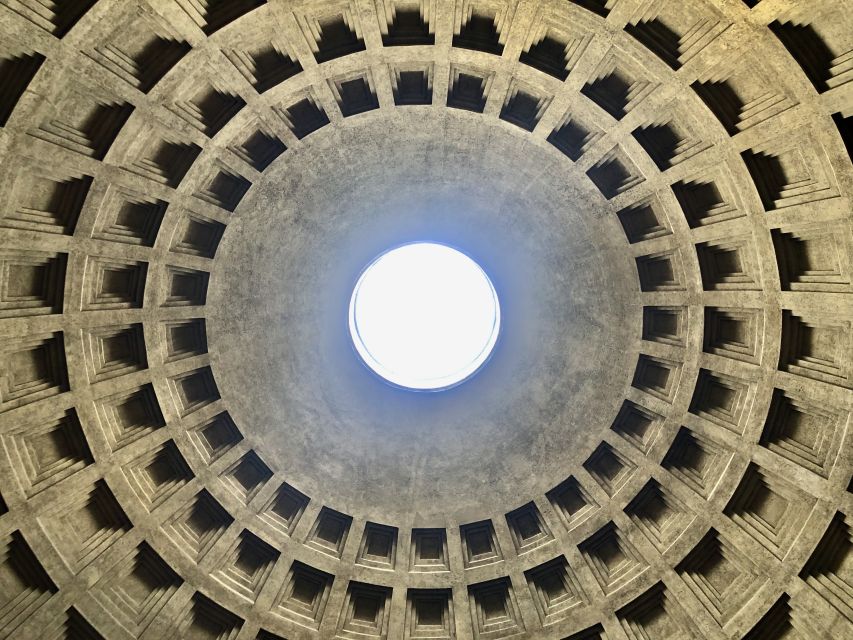 Rome: Pantheon Small Group Tour and Skip-the-Line Ticket - Pagan temple to Christian church, including Raphael’s tomb