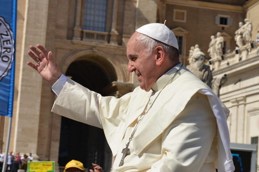 Rome: Papal Audience Experience - Papal Audience in St. Peter’s Square, why this one lands